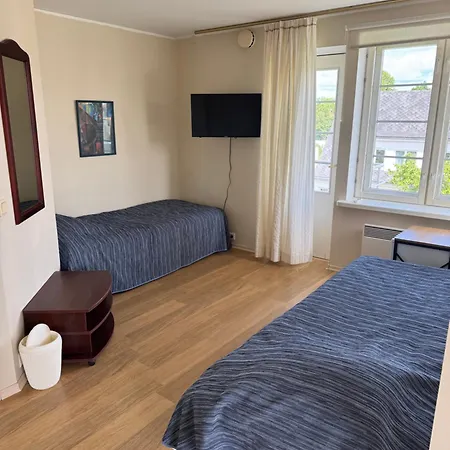 Hotel Inge 3*